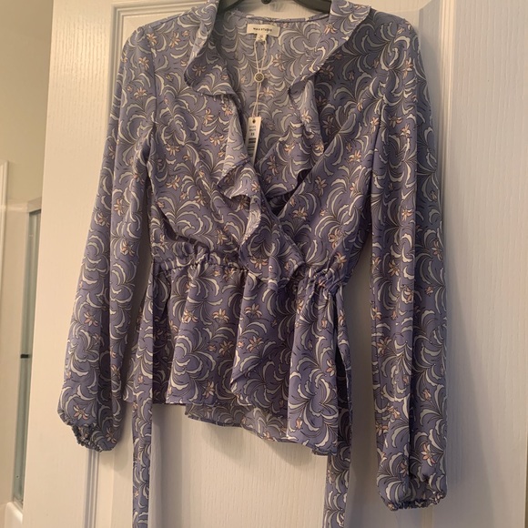 Max Studio Wrap Ruffle Top - Picture 7 of 8